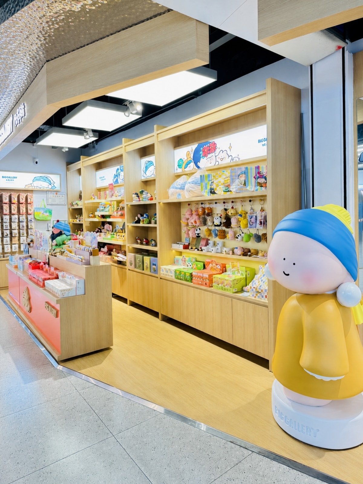 BigGallery store interior at Hubin 88 Shopping Mall, Level 1, 124 Pinghai Road, Shangcheng District, Hangzhou — designer toy collectibles shop